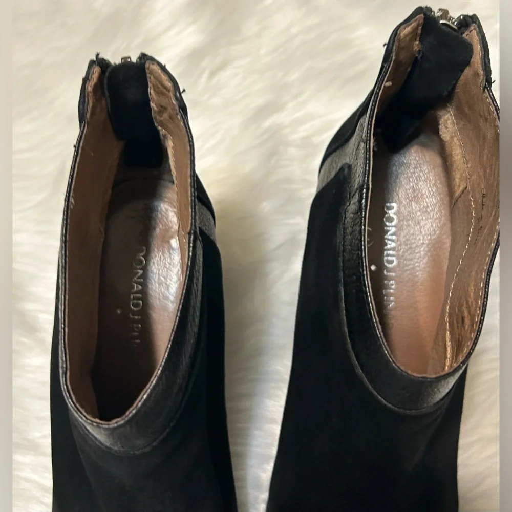 Donald J. Pliner Chez Black Wedge Ankle Boots - Picture 4 of 11